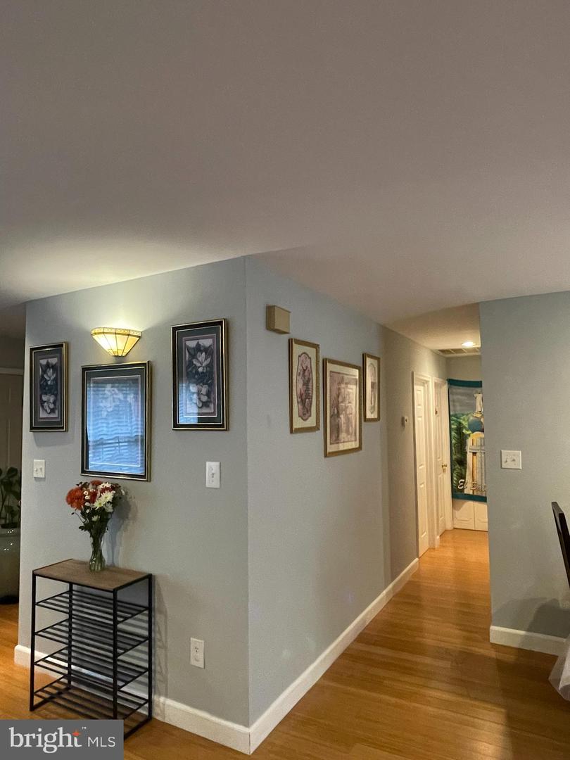 1006 S GREENTHORN AVE, STERLING, Virginia 20164, 3 Bedrooms Bedrooms, 5 Rooms Rooms,2 BathroomsBathrooms,Residential,For sale,1006 S GREENTHORN AVE,VALO2108304 MLS # VALO2108304