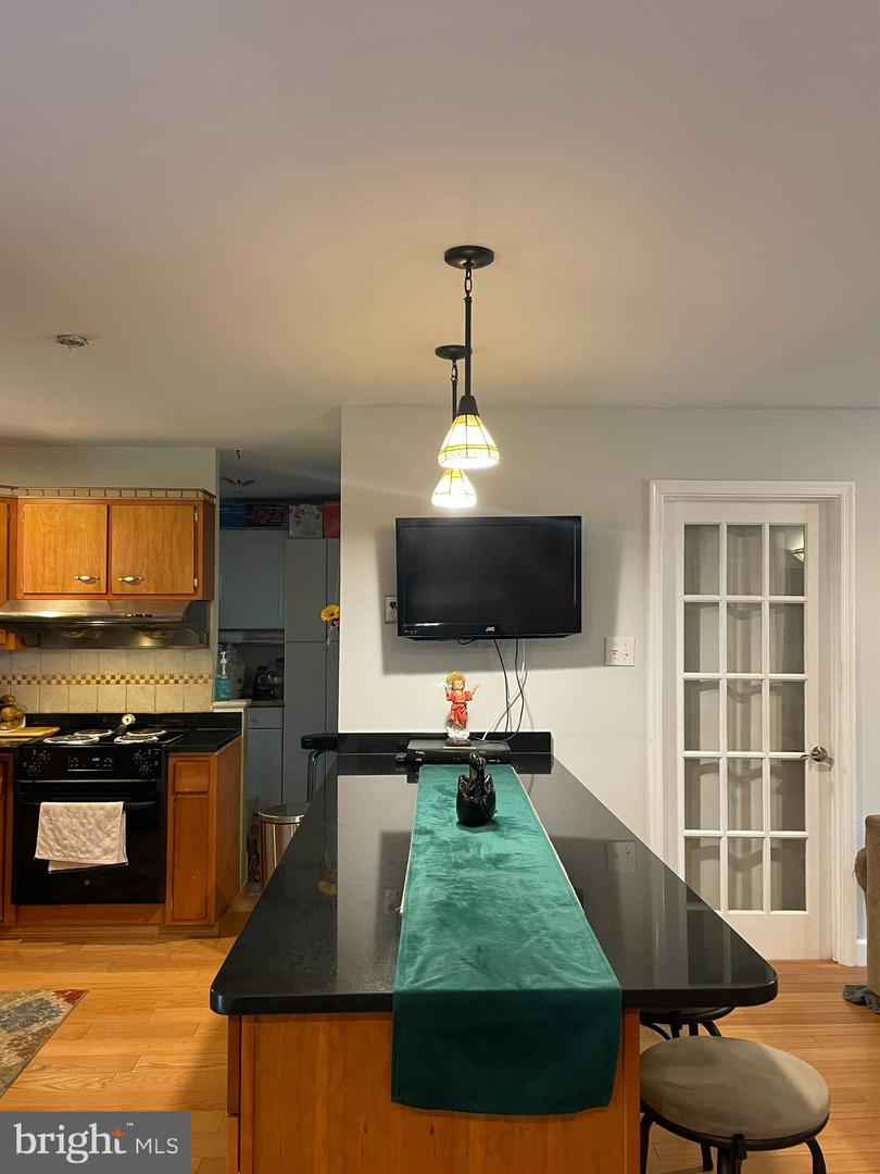 1006 S GREENTHORN AVE, STERLING, Virginia 20164, 3 Bedrooms Bedrooms, 5 Rooms Rooms,2 BathroomsBathrooms,Residential,For sale,1006 S GREENTHORN AVE,VALO2108304 MLS # VALO2108304