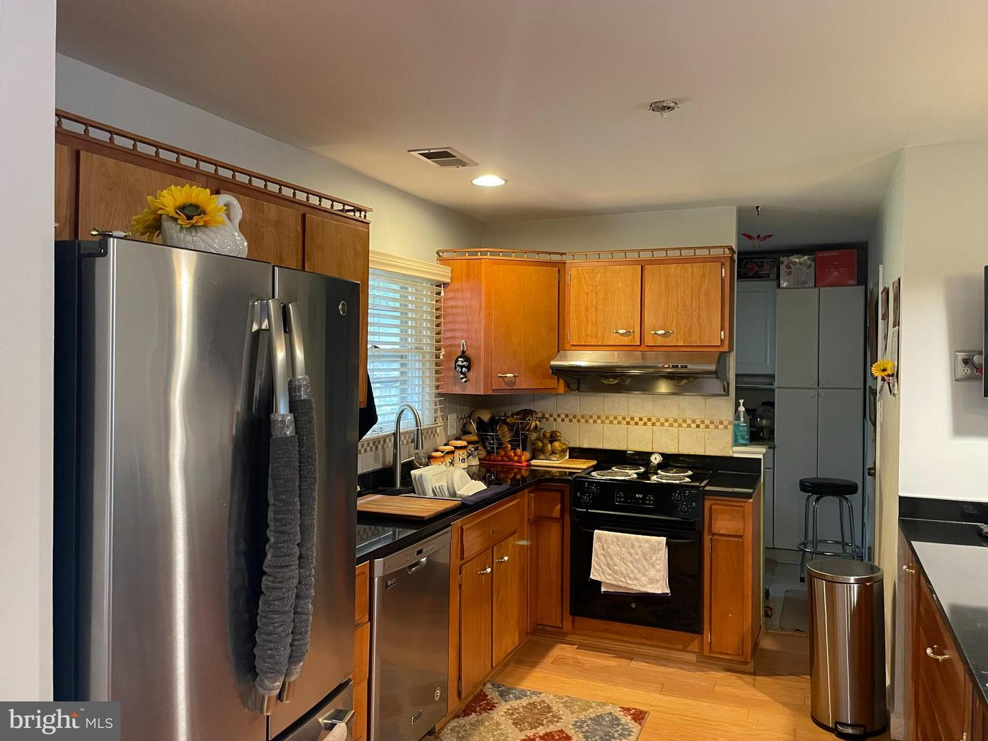 1006 S GREENTHORN AVE, STERLING, Virginia 20164, 3 Bedrooms Bedrooms, 5 Rooms Rooms,2 BathroomsBathrooms,Residential,For sale,1006 S GREENTHORN AVE,VALO2108304 MLS # VALO2108304