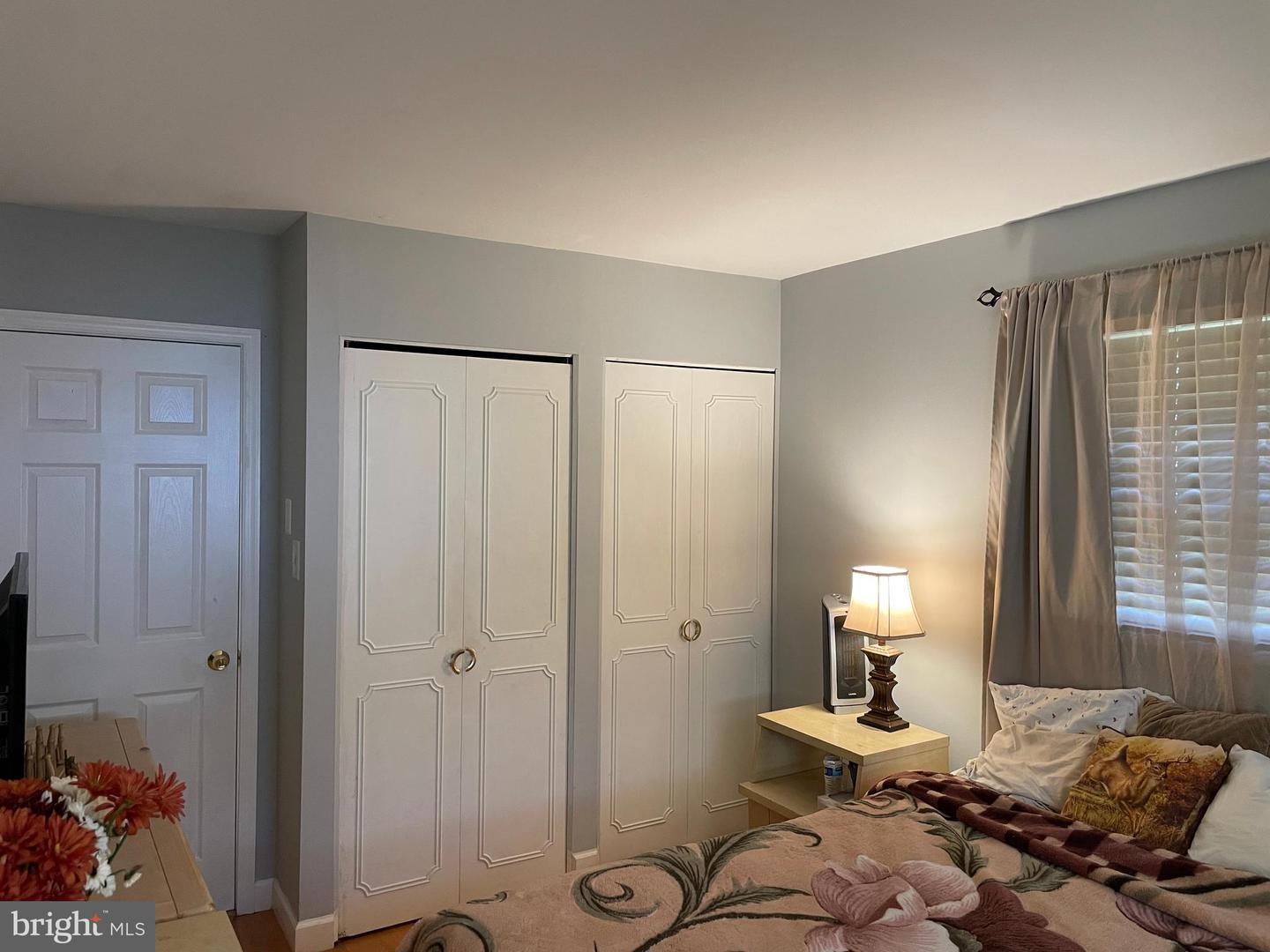 1006 S GREENTHORN AVE, STERLING, Virginia 20164, 3 Bedrooms Bedrooms, 5 Rooms Rooms,2 BathroomsBathrooms,Residential,For sale,1006 S GREENTHORN AVE,VALO2108304 MLS # VALO2108304