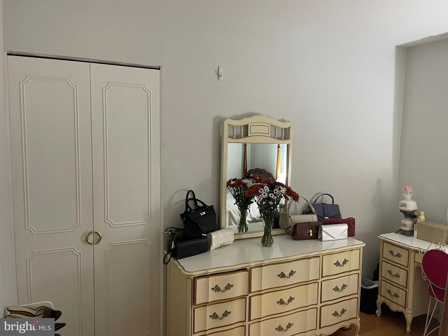 1006 S GREENTHORN AVE, STERLING, Virginia 20164, 3 Bedrooms Bedrooms, 5 Rooms Rooms,2 BathroomsBathrooms,Residential,For sale,1006 S GREENTHORN AVE,VALO2108304 MLS # VALO2108304