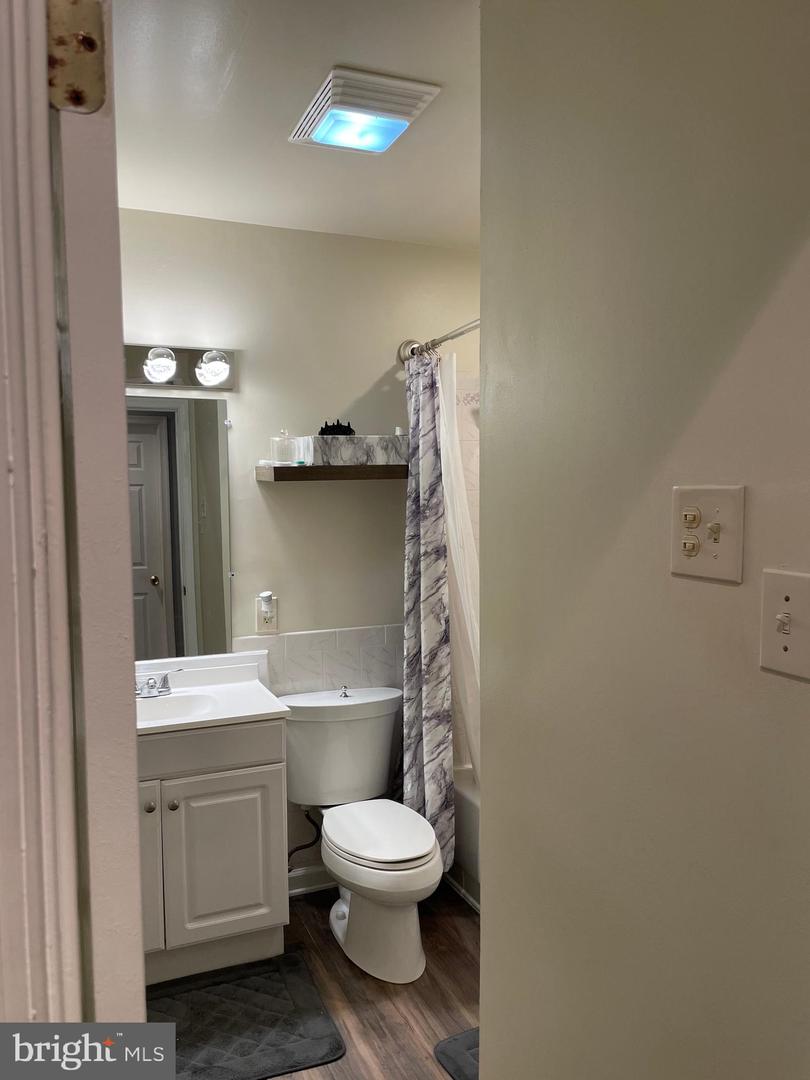 1006 S GREENTHORN AVE, STERLING, Virginia 20164, 3 Bedrooms Bedrooms, 5 Rooms Rooms,2 BathroomsBathrooms,Residential,For sale,1006 S GREENTHORN AVE,VALO2108304 MLS # VALO2108304