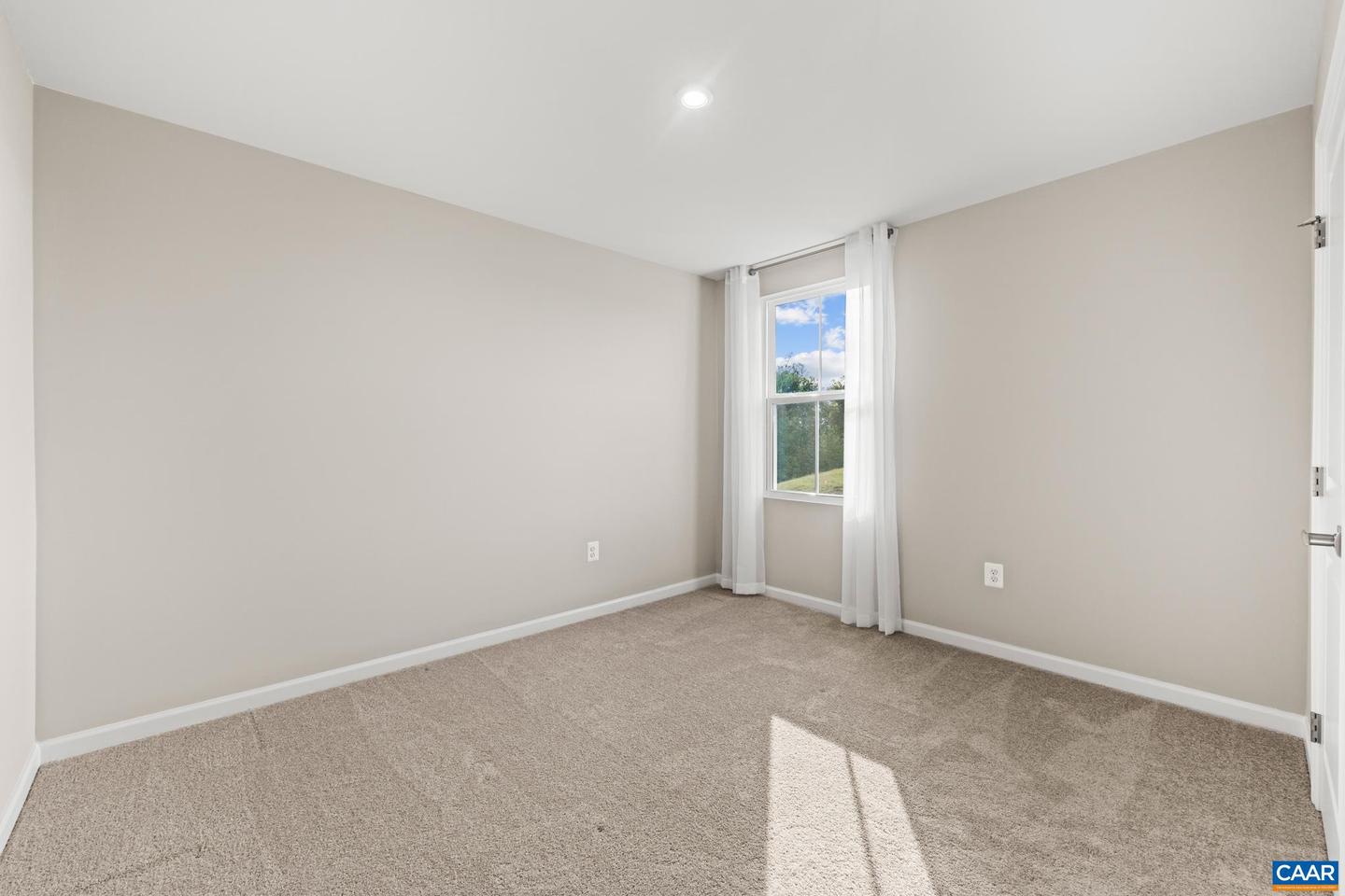 59 GLACIER AVE, BARBOURSVILLE, Virginia 22923, 5 Bedrooms Bedrooms, ,2 BathroomsBathrooms,Residential,For sale,59 GLACIER AVE,669689 MLS # 669689