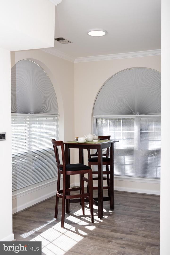 4561 STRUTFIELD LN #3115, ALEXANDRIA, Virginia 22311, 2 Bedrooms Bedrooms, ,1 BathroomBathrooms,Residential,For sale,4561 STRUTFIELD LN #3115,VAAX2050576 MLS # VAAX2050576