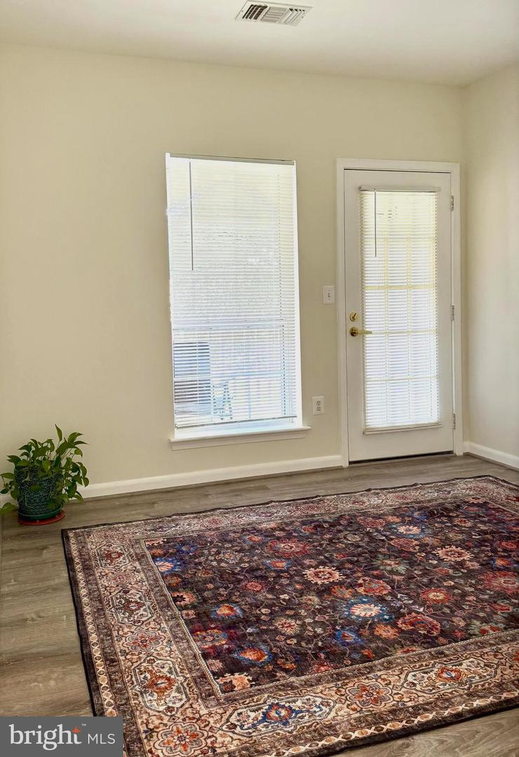 4561 STRUTFIELD LN #3115, ALEXANDRIA, Virginia 22311, 2 Bedrooms Bedrooms, ,1 BathroomBathrooms,Residential,For sale,4561 STRUTFIELD LN #3115,VAAX2050576 MLS # VAAX2050576