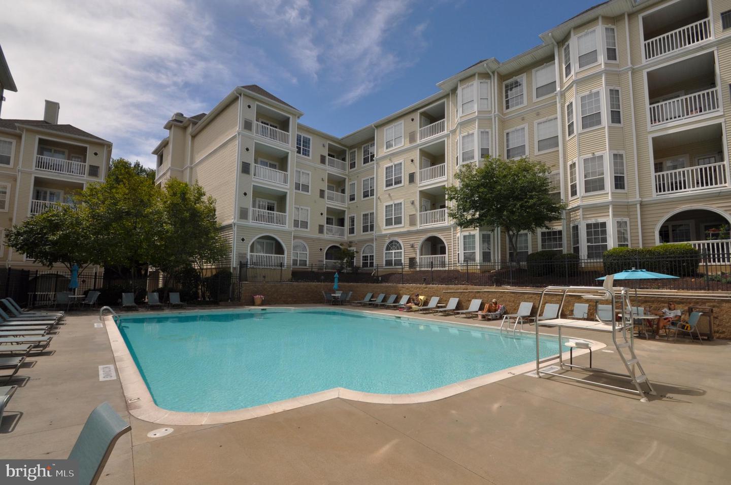 4561 STRUTFIELD LN #3115, ALEXANDRIA, Virginia 22311, 2 Bedrooms Bedrooms, ,1 BathroomBathrooms,Residential,For sale,4561 STRUTFIELD LN #3115,VAAX2050576 MLS # VAAX2050576