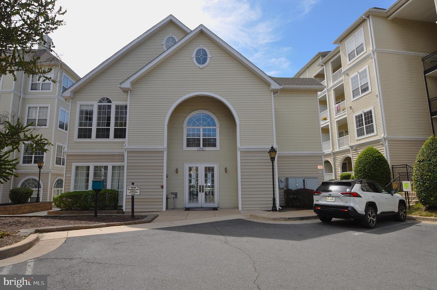 4561 STRUTFIELD LN #3115, ALEXANDRIA, Virginia 22311, 2 Bedrooms Bedrooms, ,1 BathroomBathrooms,Residential,For sale,4561 STRUTFIELD LN #3115,VAAX2050576 MLS # VAAX2050576