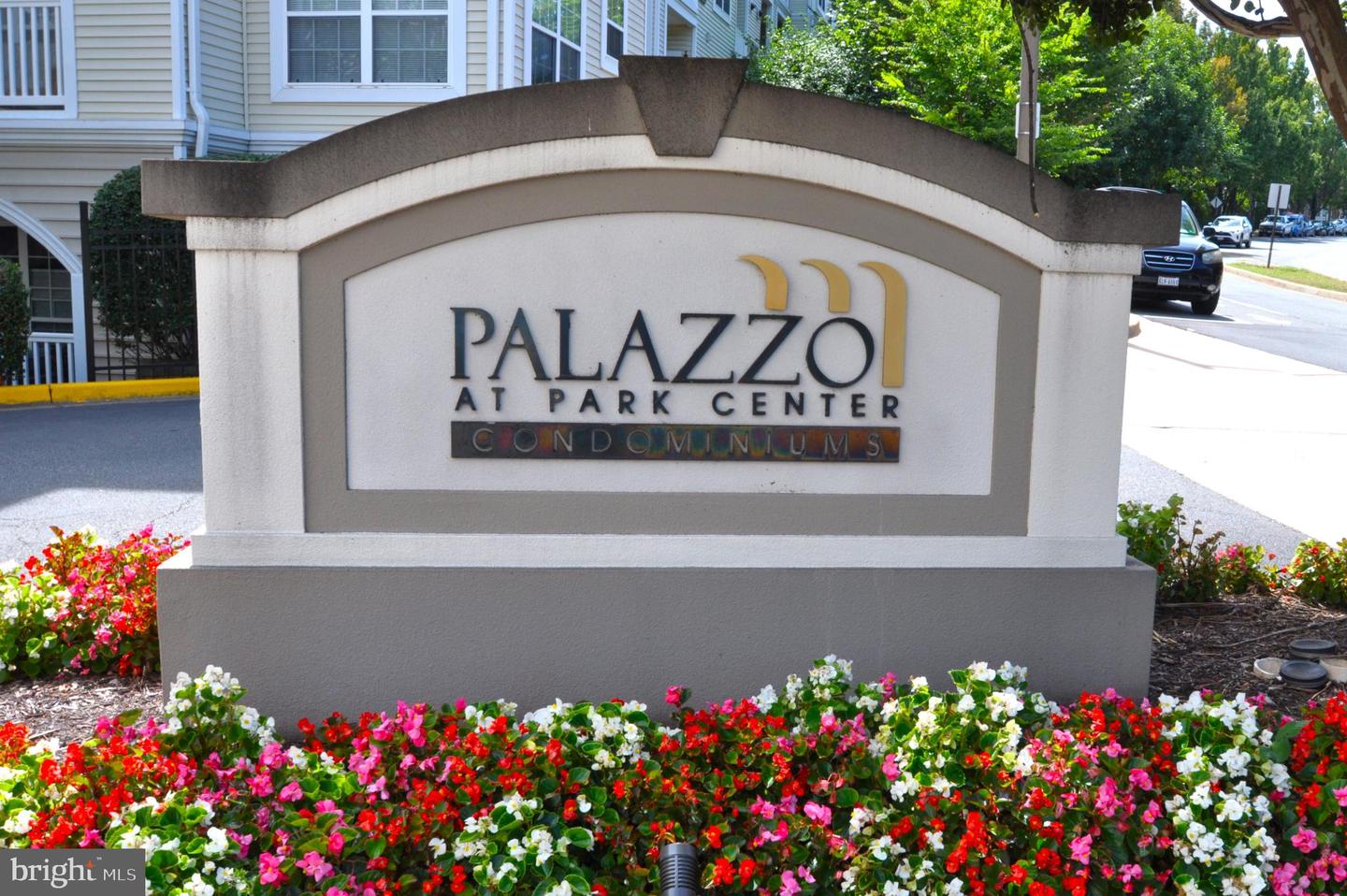 4561 STRUTFIELD LN #3115, ALEXANDRIA, Virginia 22311, 2 Bedrooms Bedrooms, ,1 BathroomBathrooms,Residential,For sale,4561 STRUTFIELD LN #3115,VAAX2050576 MLS # VAAX2050576