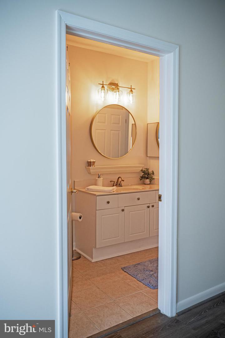 4561 STRUTFIELD LN #3115, ALEXANDRIA, Virginia 22311, 2 Bedrooms Bedrooms, ,1 BathroomBathrooms,Residential,For sale,4561 STRUTFIELD LN #3115,VAAX2050576 MLS # VAAX2050576