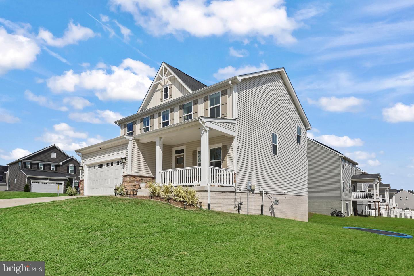 9107 MAPLE RUN DR, FREDERICKSBURG, Virginia 22407, 4 Bedrooms Bedrooms, ,3 BathroomsBathrooms,Residential,For sale,9107 MAPLE RUN DR,VASP2036724 MLS # VASP2036724