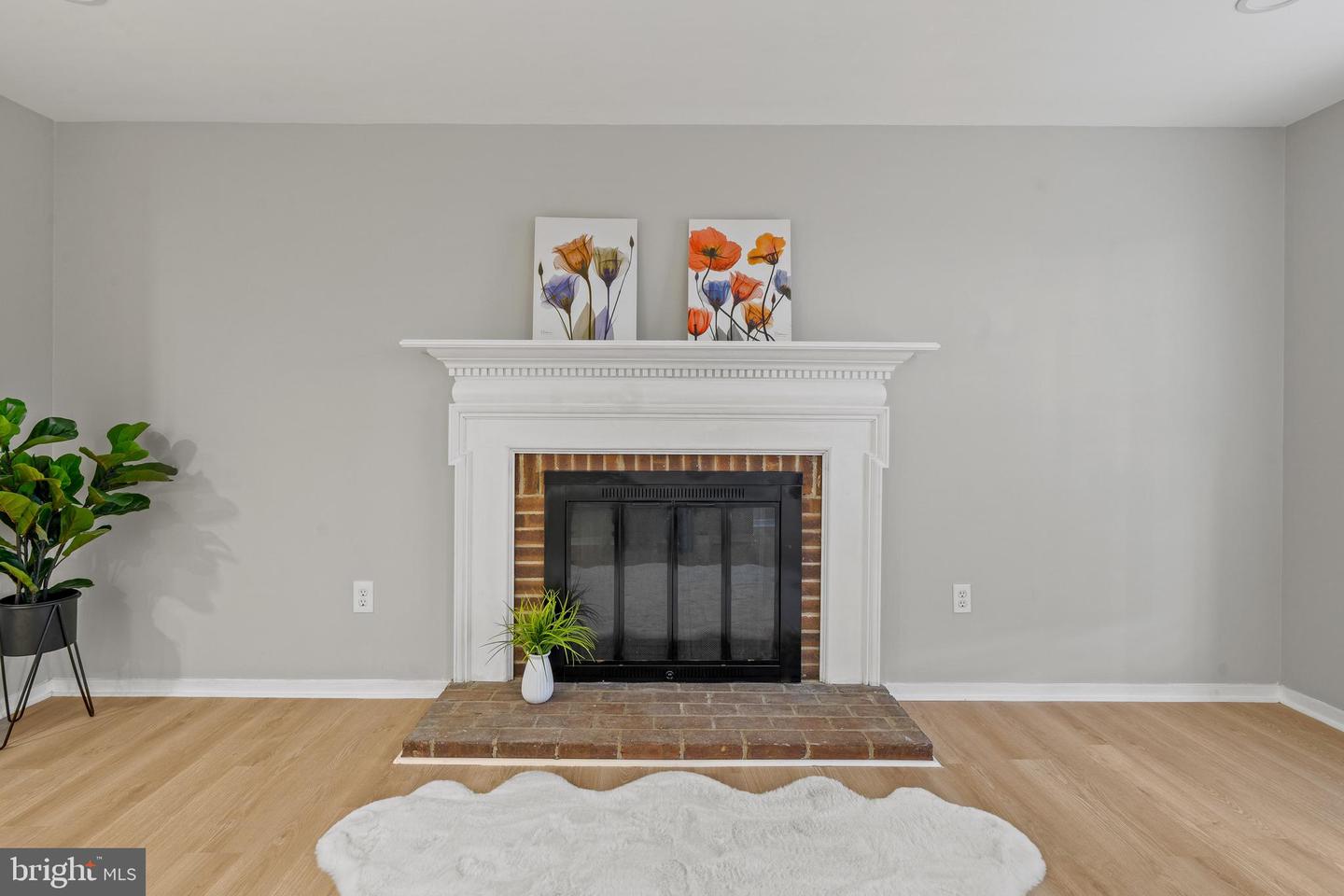 6122 MANTLE RD, BURKE, Virginia 22015, 4 Bedrooms Bedrooms, ,2 BathroomsBathrooms,Residential,For sale,6122 MANTLE RD,VAFX2273000 MLS # VAFX2273000