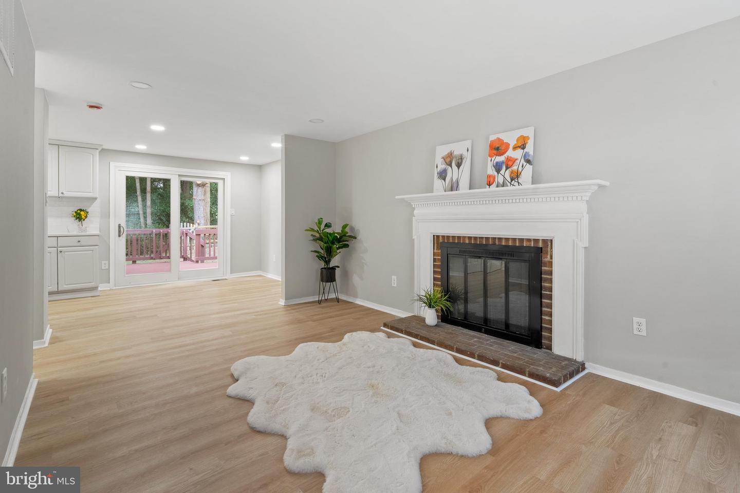 6122 MANTLE RD, BURKE, Virginia 22015, 4 Bedrooms Bedrooms, ,2 BathroomsBathrooms,Residential,For sale,6122 MANTLE RD,VAFX2273000 MLS # VAFX2273000