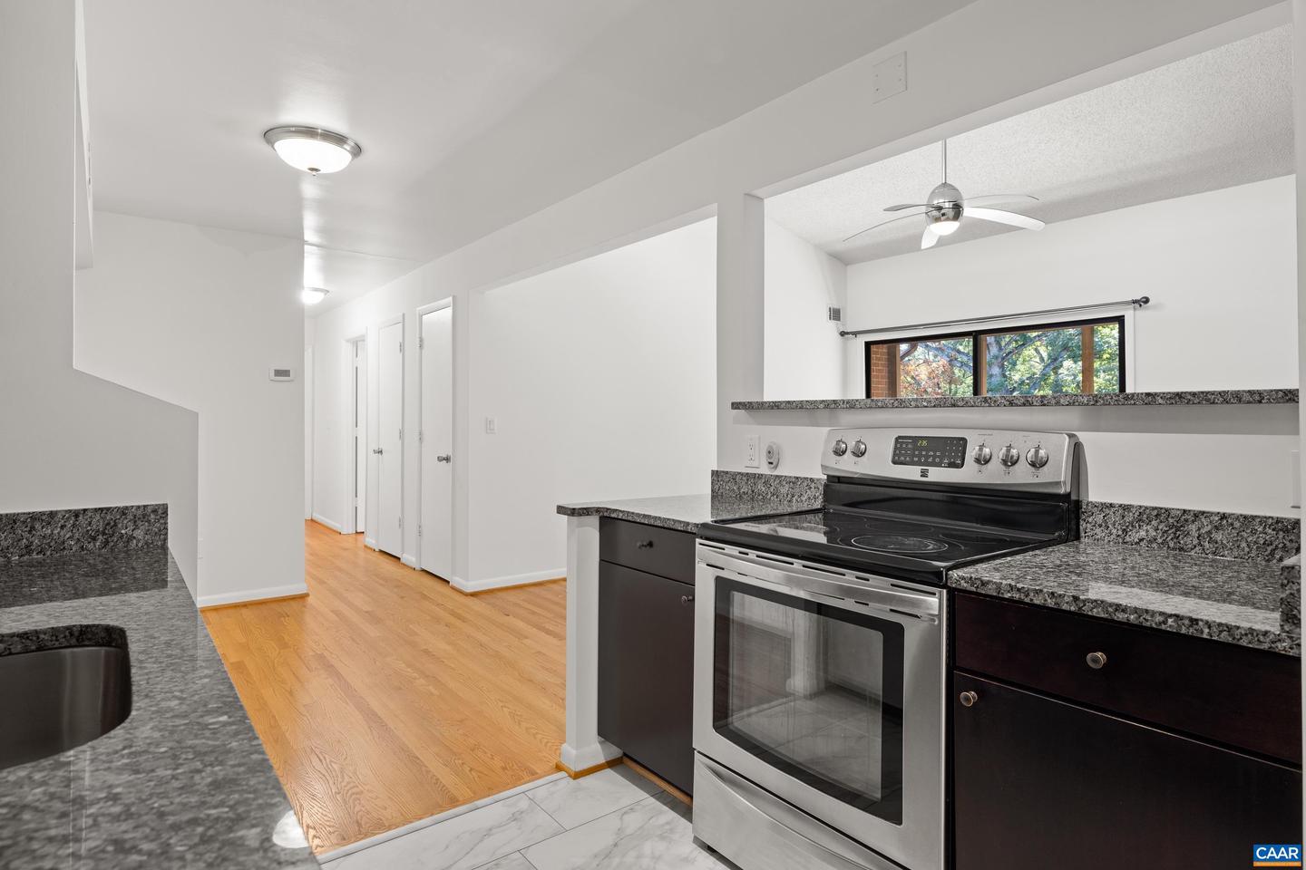 127 TURTLE CREEK RD #12, CHARLOTTESVILLE, Virginia 22901, 2 Bedrooms Bedrooms, ,2 BathroomsBathrooms,Residential,For sale,127 TURTLE CREEK RD #12,669725 MLS # 669725