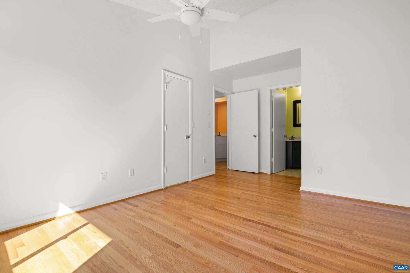 127 TURTLE CREEK RD #12, CHARLOTTESVILLE, Virginia 22901, 2 Bedrooms Bedrooms, ,2 BathroomsBathrooms,Residential,For sale,127 TURTLE CREEK RD #12,669725 MLS # 669725