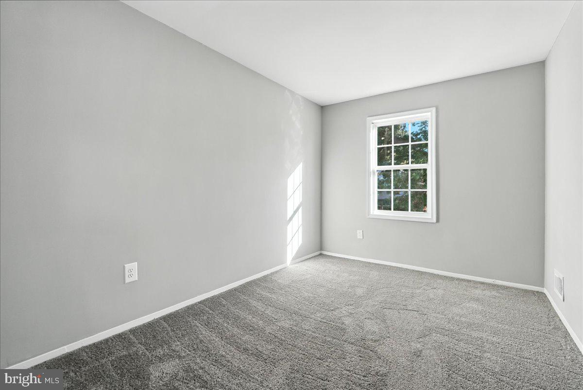 9833 TOWN LN, MANASSAS, Virginia 20110, 3 Bedrooms Bedrooms, ,1 BathroomBathrooms,Residential,For sale,9833 TOWN LN,VAMN2009454 MLS # VAMN2009454