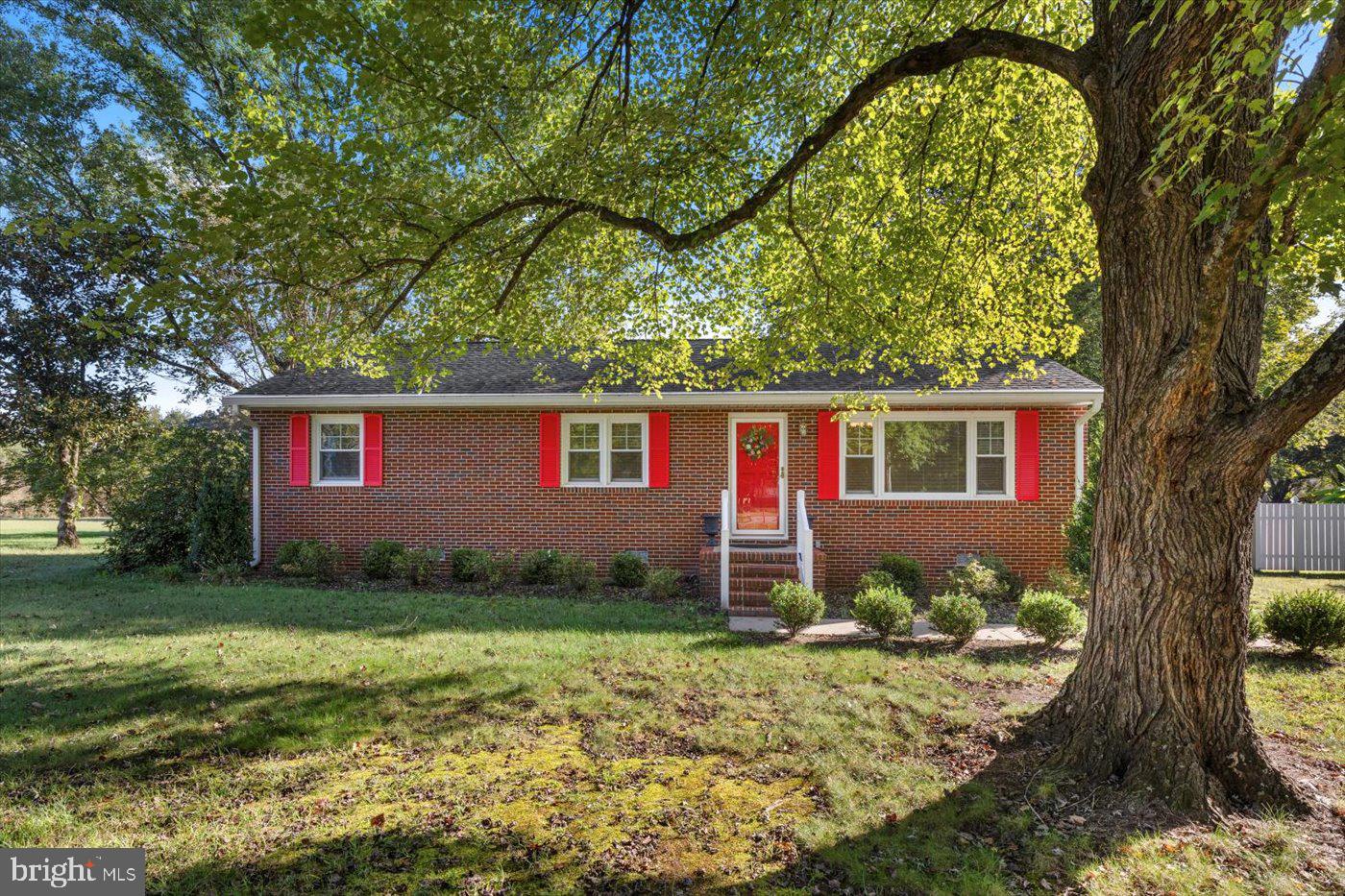 8251 HICKORY DR, KING GEORGE, Virginia 22485, 3 Bedrooms Bedrooms, ,1 BathroomBathrooms,Residential,For sale,8251 HICKORY DR,VAKG2007112 MLS # VAKG2007112