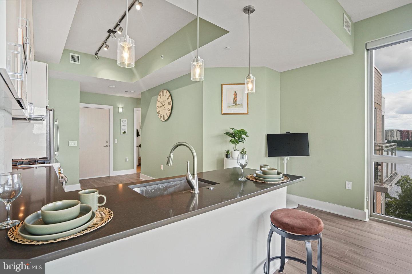 88 V ST SW #807, WASHINGTON, District Of Columbia 20024, 1 Bedroom Bedrooms, ,1 BathroomBathrooms,Residential,For sale,88 V ST SW #807,DCDC2225810 MLS # DCDC2225810
