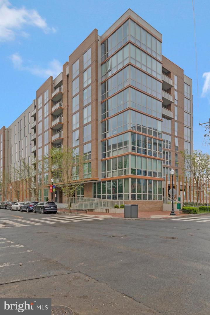 88 V ST SW #807, WASHINGTON, District Of Columbia 20024, 1 Bedroom Bedrooms, ,1 BathroomBathrooms,Residential,For sale,88 V ST SW #807,DCDC2225810 MLS # DCDC2225810