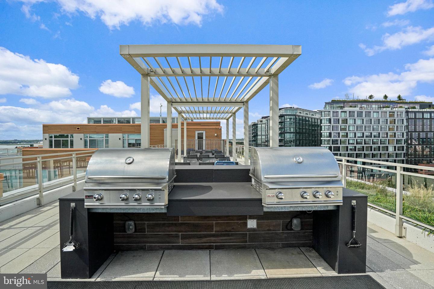 88 V ST SW #807, WASHINGTON, District Of Columbia 20024, 1 Bedroom Bedrooms, ,1 BathroomBathrooms,Residential,For sale,88 V ST SW #807,DCDC2225810 MLS # DCDC2225810
