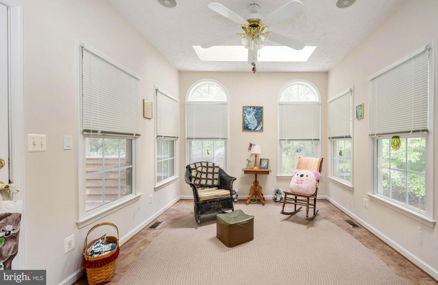 32236 DEEP MEADOW LN, LOCUST GROVE, Virginia 22508, 5 Bedrooms Bedrooms, 22 Rooms Rooms,3 BathroomsBathrooms,Residential,For sale,32236 DEEP MEADOW LN,VAOR2012486 MLS # VAOR2012486