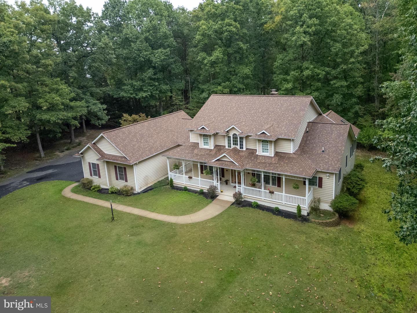 32236 DEEP MEADOW LN, LOCUST GROVE, Virginia 22508, 5 Bedrooms Bedrooms, 22 Rooms Rooms,3 BathroomsBathrooms,Residential,For sale,32236 DEEP MEADOW LN,VAOR2012486 MLS # VAOR2012486