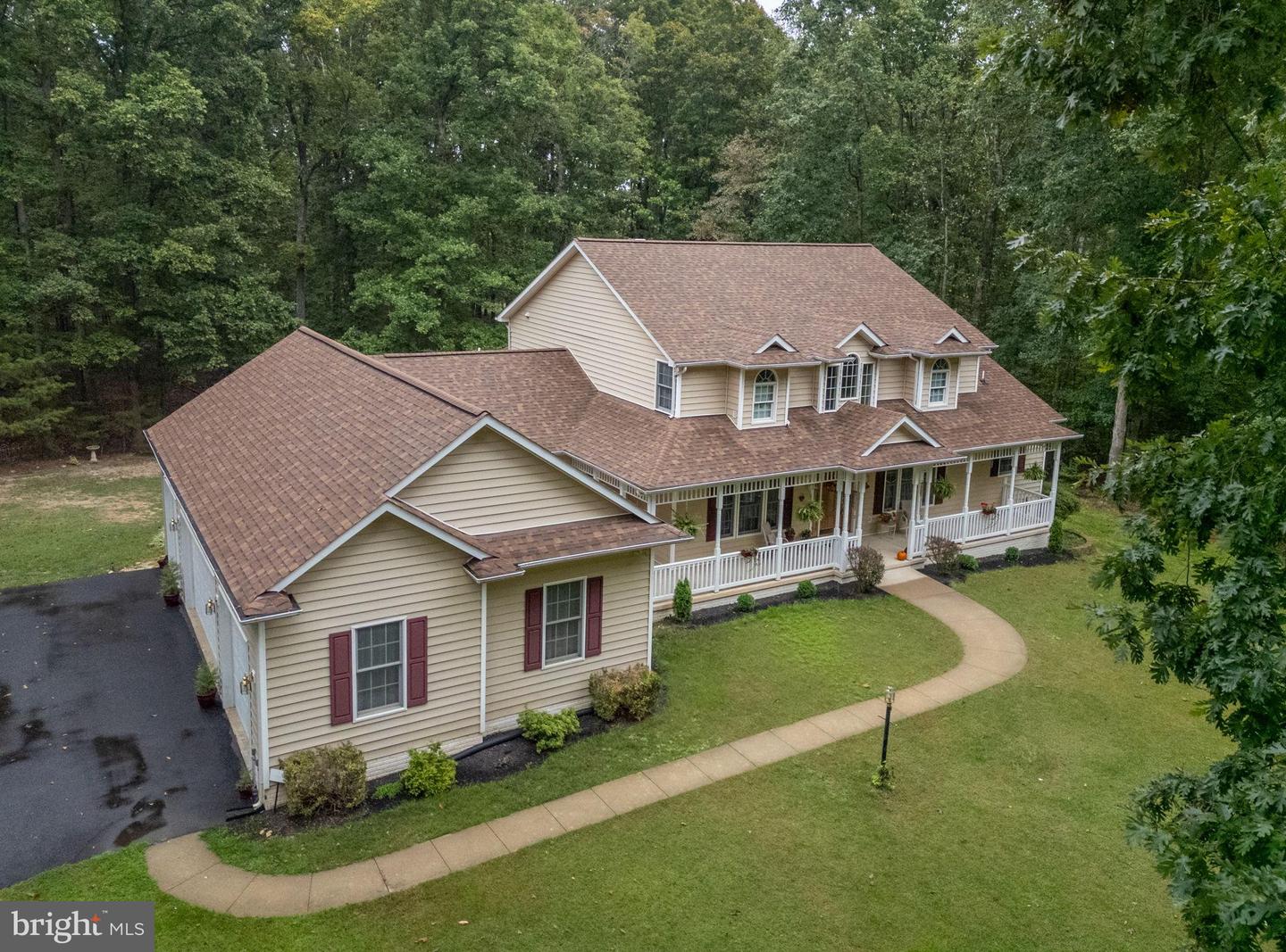 32236 DEEP MEADOW LN, LOCUST GROVE, Virginia 22508, 5 Bedrooms Bedrooms, 22 Rooms Rooms,3 BathroomsBathrooms,Residential,For sale,32236 DEEP MEADOW LN,VAOR2012486 MLS # VAOR2012486