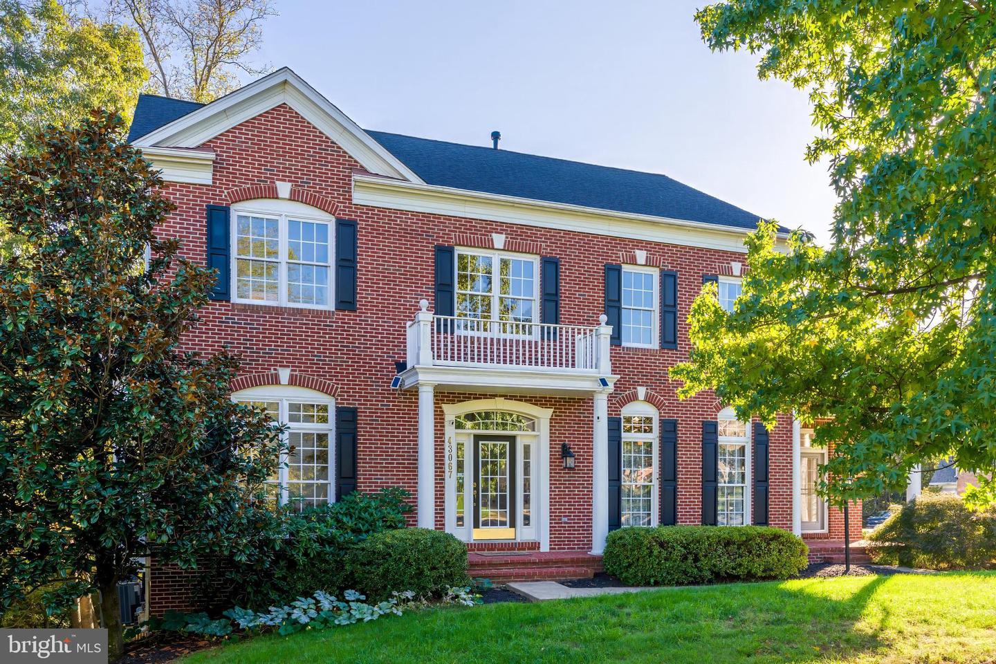 43067 WATERS OVERLOOK CT, LEESBURG, Virginia 20176, 5 Bedrooms Bedrooms, ,4 BathroomsBathrooms,Residential,For sale,43067 WATERS OVERLOOK CT,VALO2108344 MLS # VALO2108344