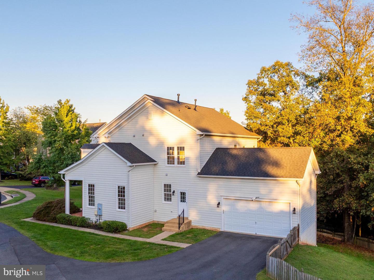 43067 WATERS OVERLOOK CT, LEESBURG, Virginia 20176, 5 Bedrooms Bedrooms, ,4 BathroomsBathrooms,Residential,For sale,43067 WATERS OVERLOOK CT,VALO2108344 MLS # VALO2108344