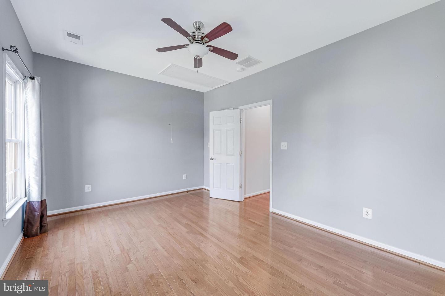 43067 WATERS OVERLOOK CT, LEESBURG, Virginia 20176, 5 Bedrooms Bedrooms, ,4 BathroomsBathrooms,Residential,For sale,43067 WATERS OVERLOOK CT,VALO2108344 MLS # VALO2108344