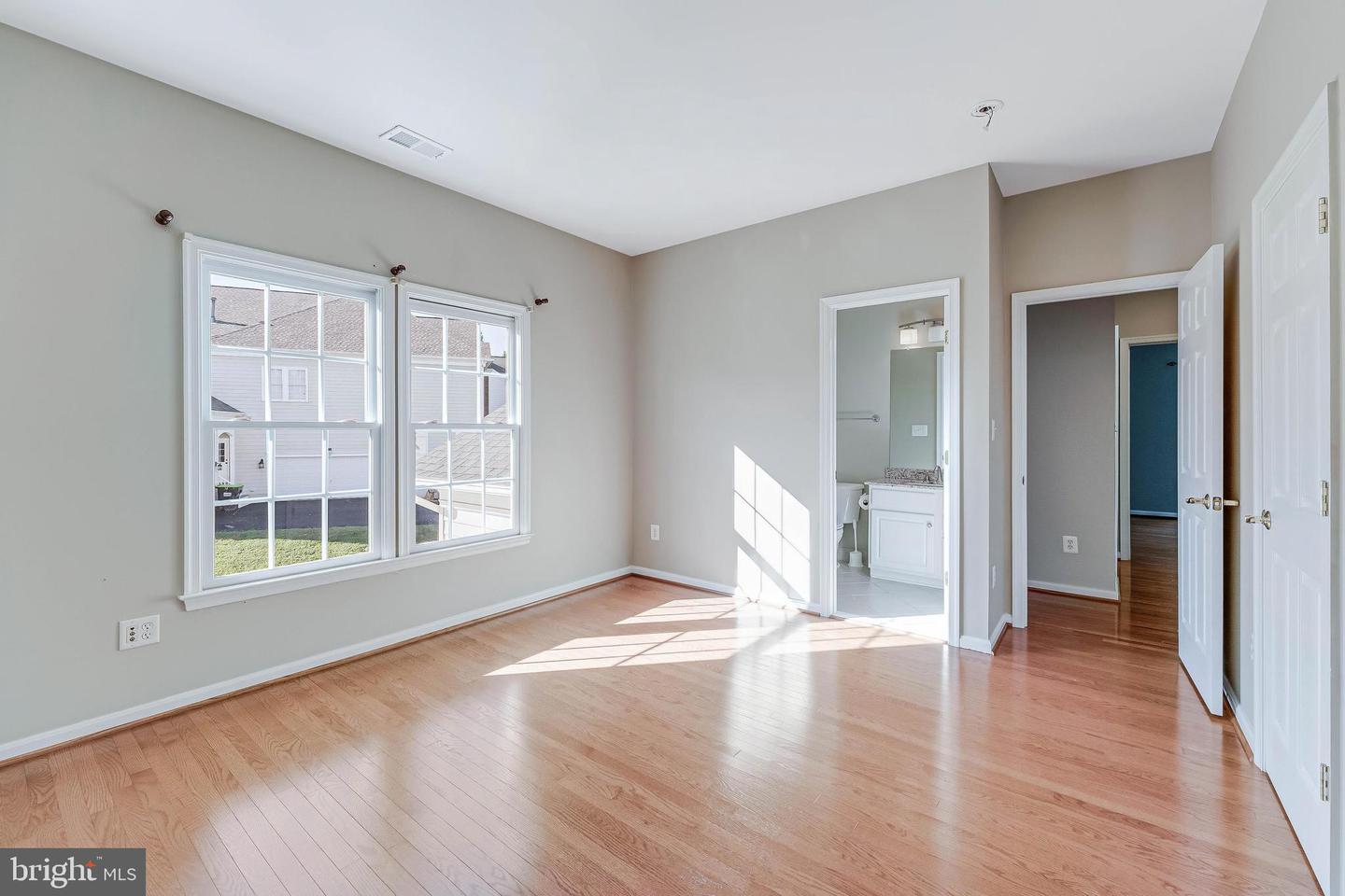 43067 WATERS OVERLOOK CT, LEESBURG, Virginia 20176, 5 Bedrooms Bedrooms, ,4 BathroomsBathrooms,Residential,For sale,43067 WATERS OVERLOOK CT,VALO2108344 MLS # VALO2108344