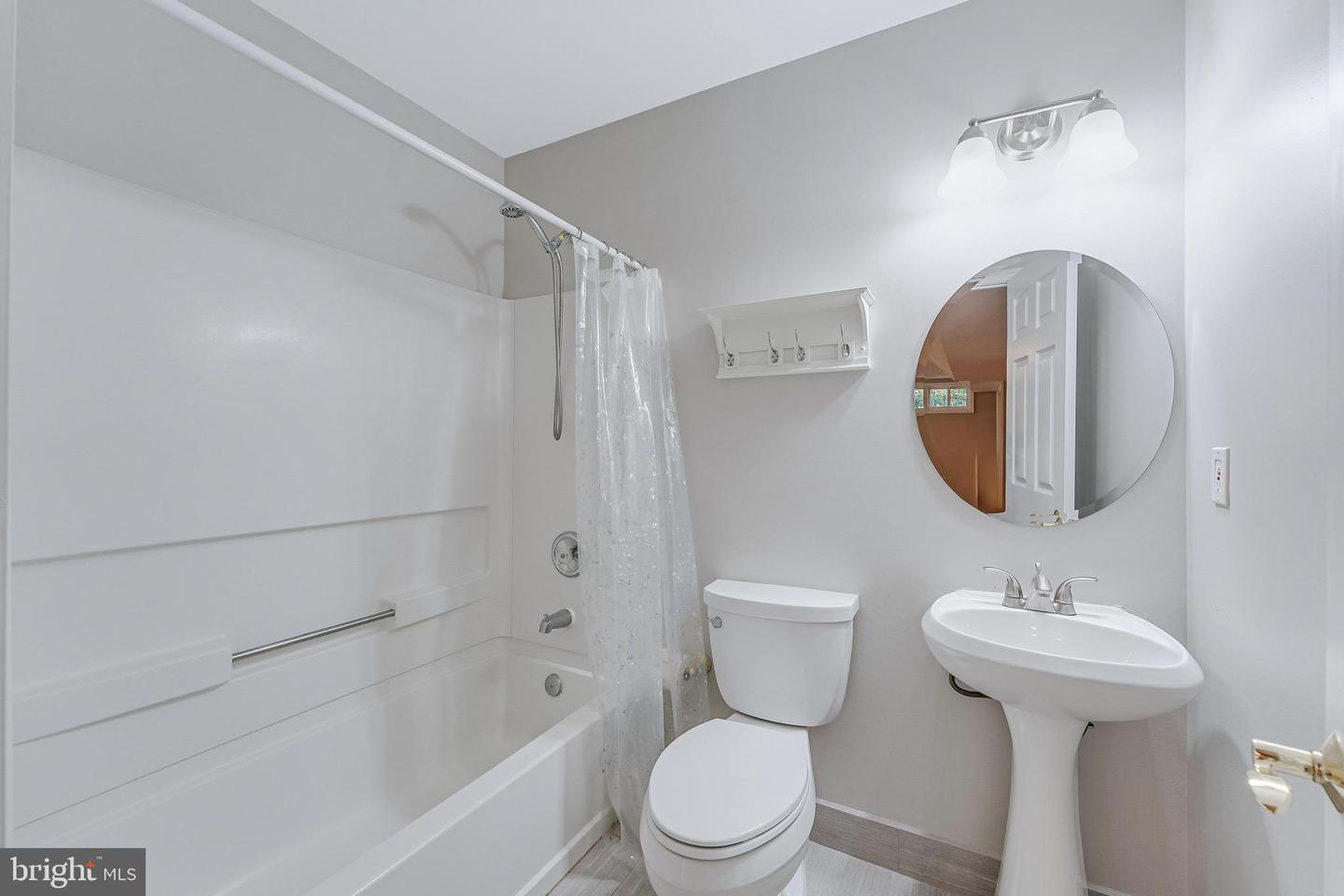 43067 WATERS OVERLOOK CT, LEESBURG, Virginia 20176, 5 Bedrooms Bedrooms, ,4 BathroomsBathrooms,Residential,For sale,43067 WATERS OVERLOOK CT,VALO2108344 MLS # VALO2108344