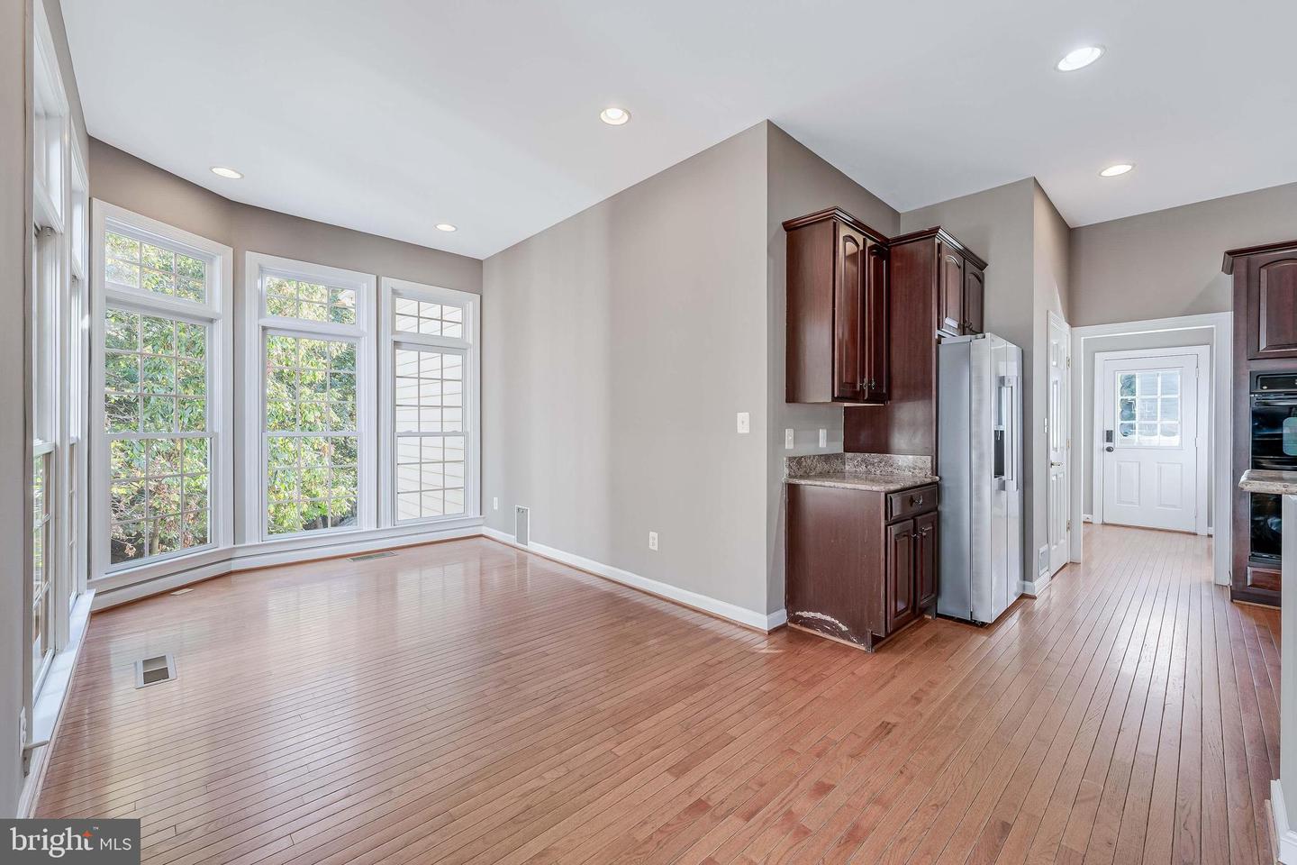 43067 WATERS OVERLOOK CT, LEESBURG, Virginia 20176, 5 Bedrooms Bedrooms, ,4 BathroomsBathrooms,Residential,For sale,43067 WATERS OVERLOOK CT,VALO2108344 MLS # VALO2108344