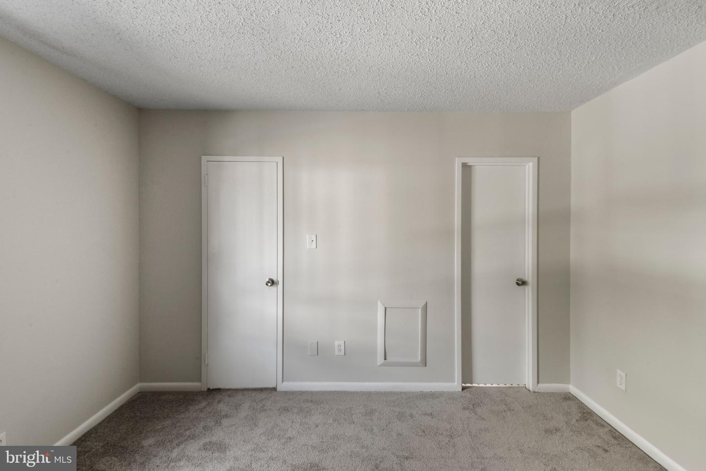 11653 STONEVIEW SQ #11C, RESTON, Virginia 20191, 3 Bedrooms Bedrooms, ,2 BathroomsBathrooms,Residential,For sale,11653 STONEVIEW SQ #11C,VAFX2273048 MLS # VAFX2273048