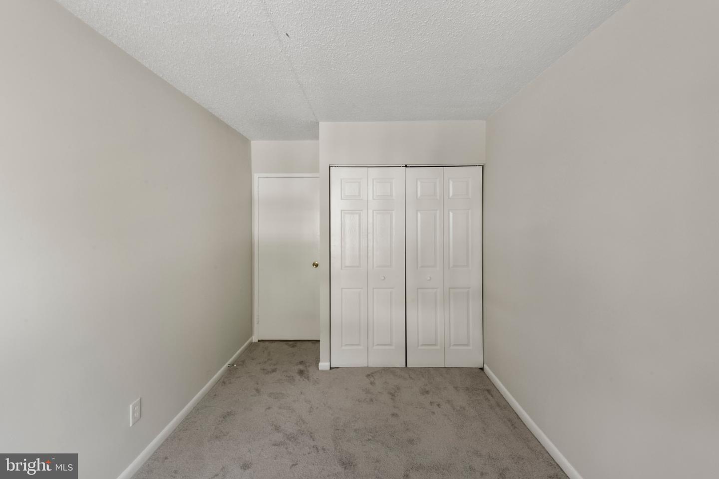 11653 STONEVIEW SQ #11C, RESTON, Virginia 20191, 3 Bedrooms Bedrooms, ,2 BathroomsBathrooms,Residential,For sale,11653 STONEVIEW SQ #11C,VAFX2273048 MLS # VAFX2273048