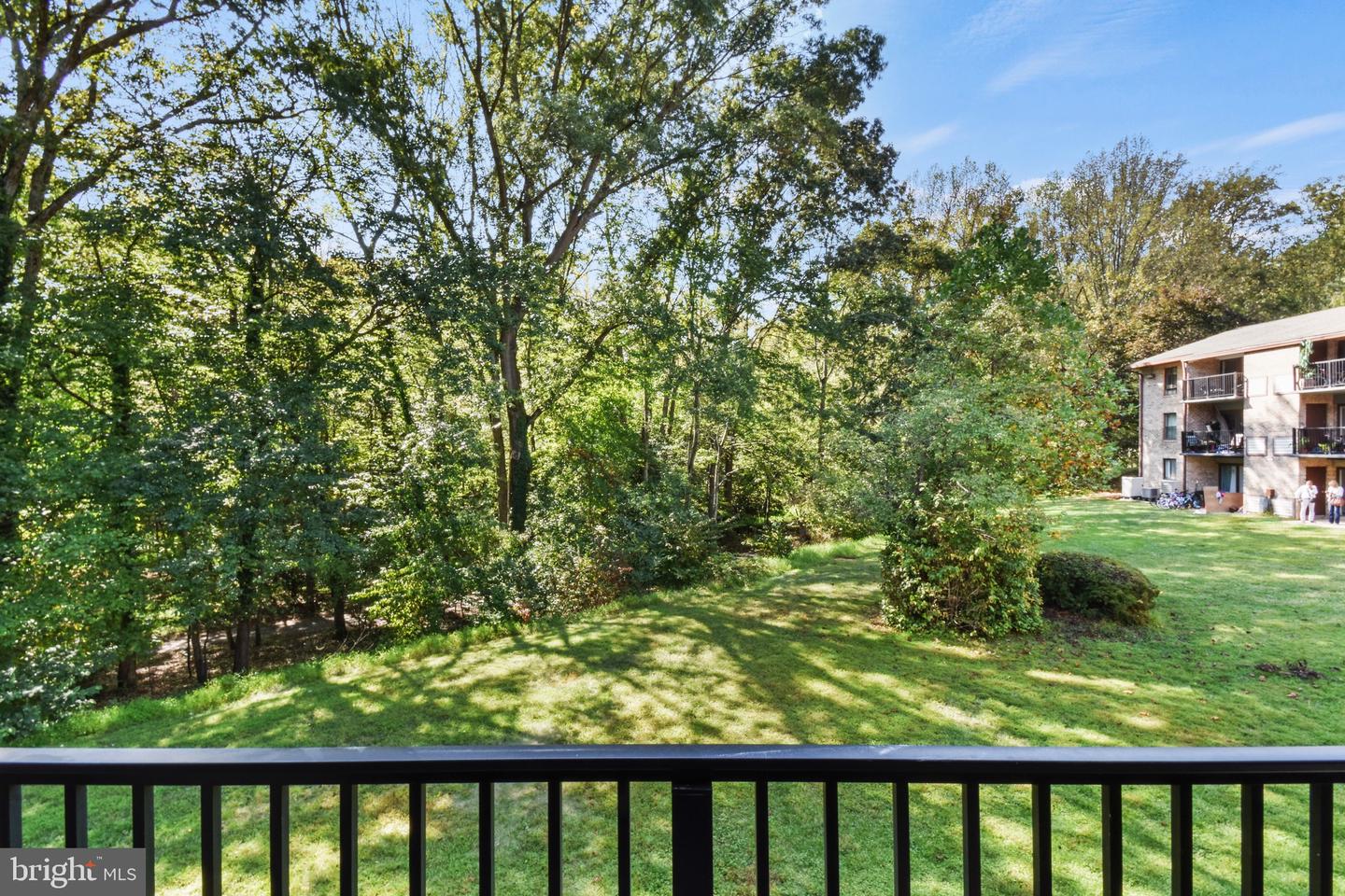 11653 STONEVIEW SQ #11C, RESTON, Virginia 20191, 3 Bedrooms Bedrooms, ,2 BathroomsBathrooms,Residential,For sale,11653 STONEVIEW SQ #11C,VAFX2273048 MLS # VAFX2273048