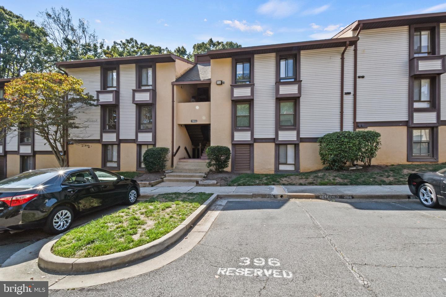 11653 STONEVIEW SQ #11C, RESTON, Virginia 20191, 3 Bedrooms Bedrooms, ,2 BathroomsBathrooms,Residential,For sale,11653 STONEVIEW SQ #11C,VAFX2273048 MLS # VAFX2273048