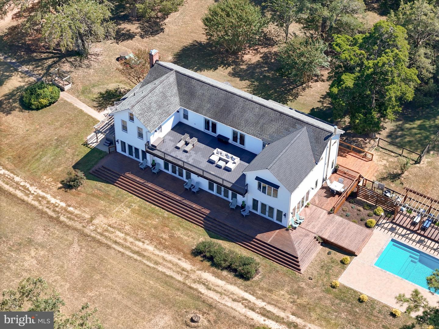 522 FELTON RD, DELTAVILLE, Virginia 23043, 5 Bedrooms Bedrooms, 10 Rooms Rooms,4 BathroomsBathrooms,Residential,For sale,522 FELTON RD,VAMX2000258 MLS # VAMX2000258
