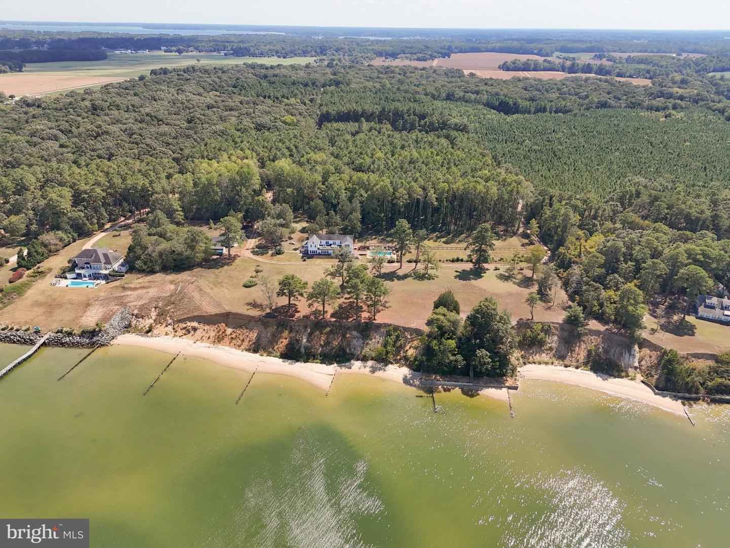 522 FELTON RD, DELTAVILLE, Virginia 23043, 5 Bedrooms Bedrooms, 10 Rooms Rooms,4 BathroomsBathrooms,Residential,For sale,522 FELTON RD,VAMX2000258 MLS # VAMX2000258