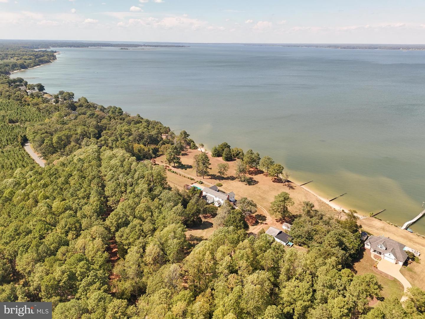522 FELTON RD, DELTAVILLE, Virginia 23043, 5 Bedrooms Bedrooms, 10 Rooms Rooms,4 BathroomsBathrooms,Residential,For sale,522 FELTON RD,VAMX2000258 MLS # VAMX2000258