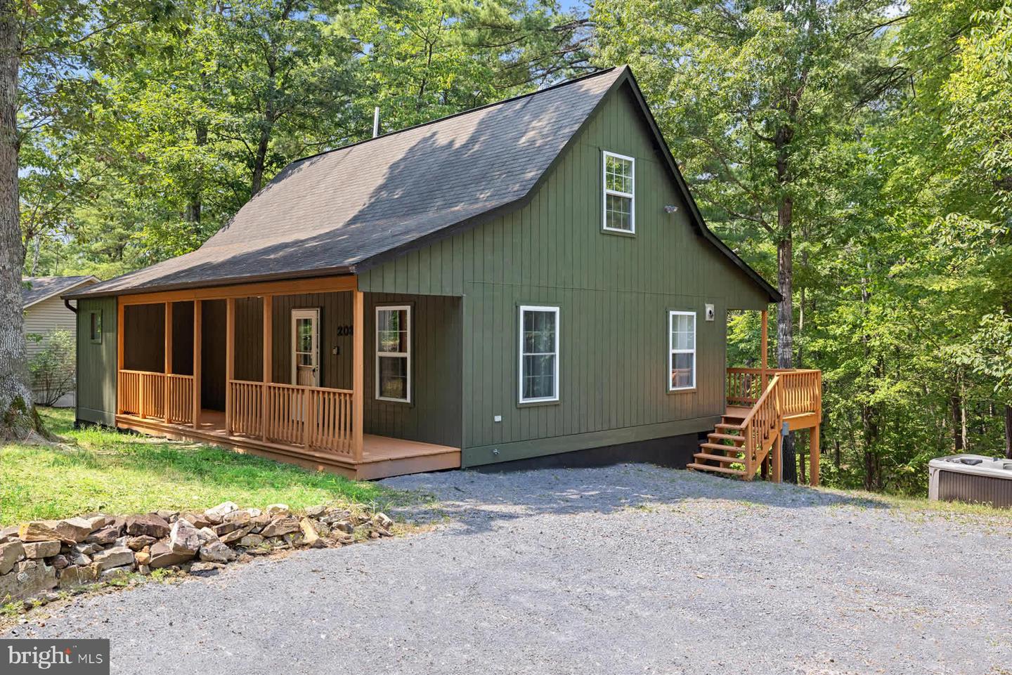 203 BEECH RD, MOUNT JACKSON, Virginia 22842, 3 Bedrooms Bedrooms, ,2 BathroomsBathrooms,Residential,For sale,203 BEECH RD,VASH2012702 MLS # VASH2012702