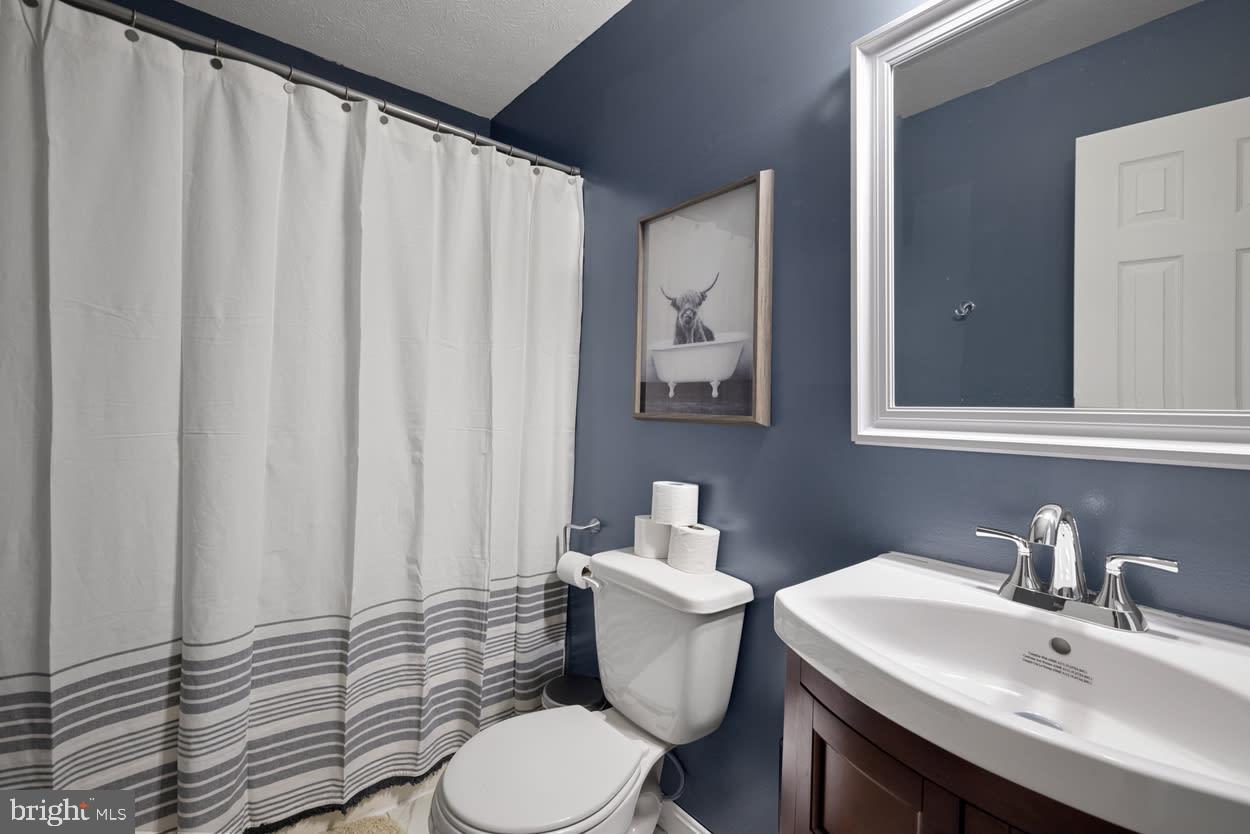 203 BEECH RD, MOUNT JACKSON, Virginia 22842, 3 Bedrooms Bedrooms, ,2 BathroomsBathrooms,Residential,For sale,203 BEECH RD,VASH2012702 MLS # VASH2012702