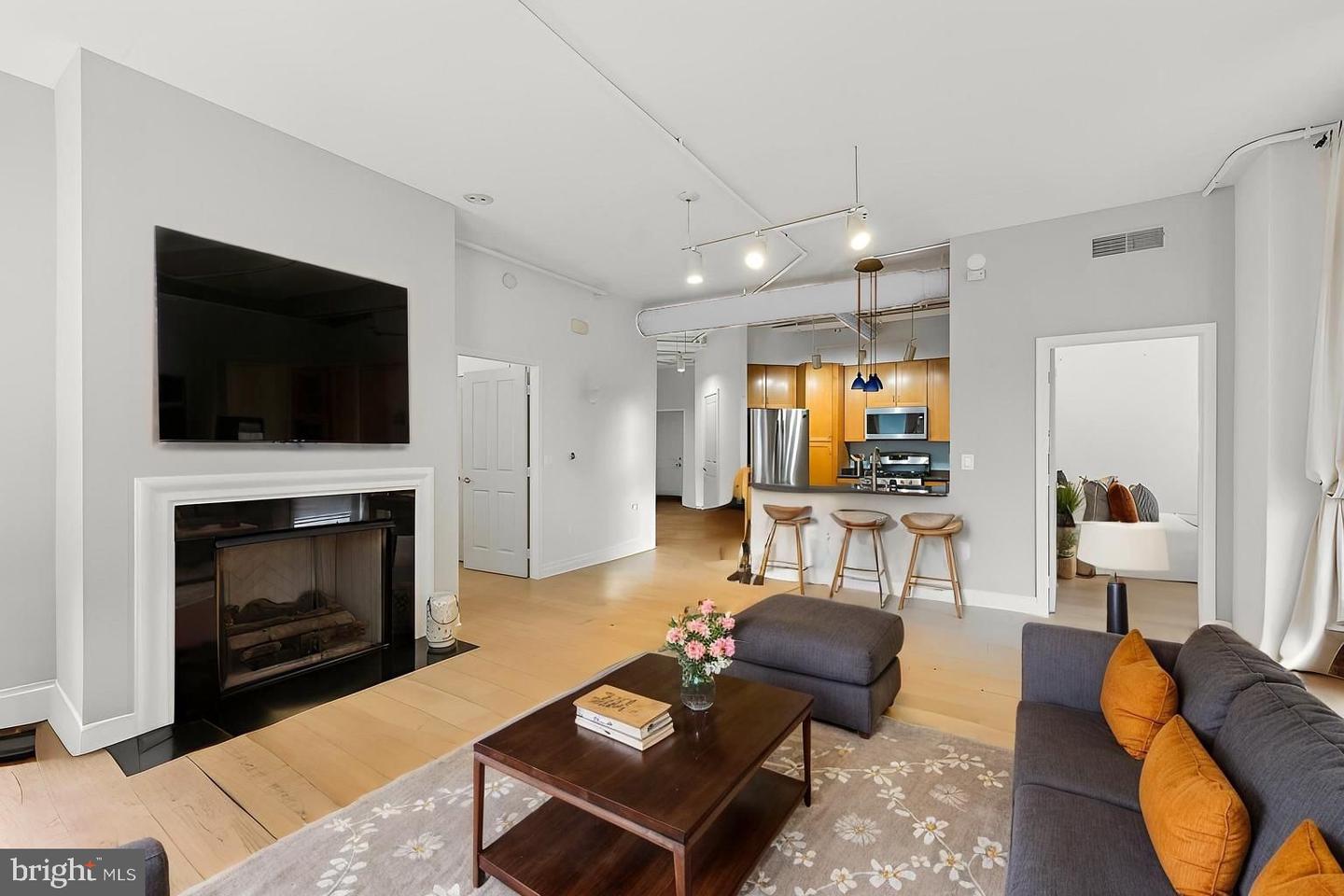4490 MARKET COMMONS DR #202, FAIRFAX, Virginia 22033, 2 Bedrooms Bedrooms, ,2 BathroomsBathrooms,Residential,For sale,4490 MARKET COMMONS DR #202,VAFX2272916 MLS # VAFX2272916