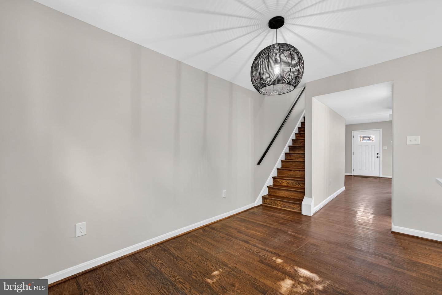14648 BAKERSFIELD ST, WOODBRIDGE, Virginia 22193, 3 Bedrooms Bedrooms, 5 Rooms Rooms,1 BathroomBathrooms,Residential,For sale,14648 BAKERSFIELD ST,VAPW2105478 MLS # VAPW2105478