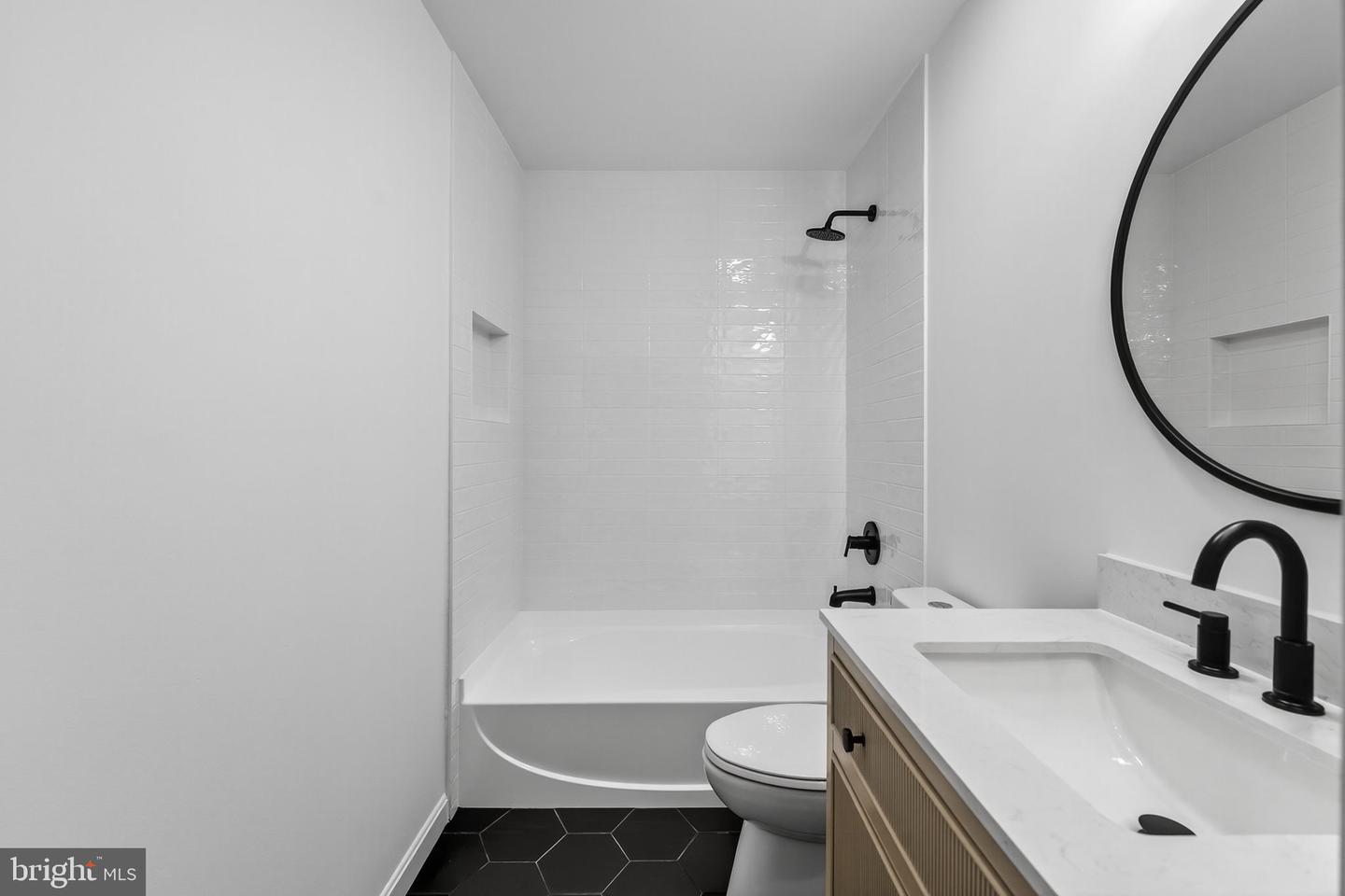 14648 BAKERSFIELD ST, WOODBRIDGE, Virginia 22193, 3 Bedrooms Bedrooms, 5 Rooms Rooms,1 BathroomBathrooms,Residential,For sale,14648 BAKERSFIELD ST,VAPW2105478 MLS # VAPW2105478