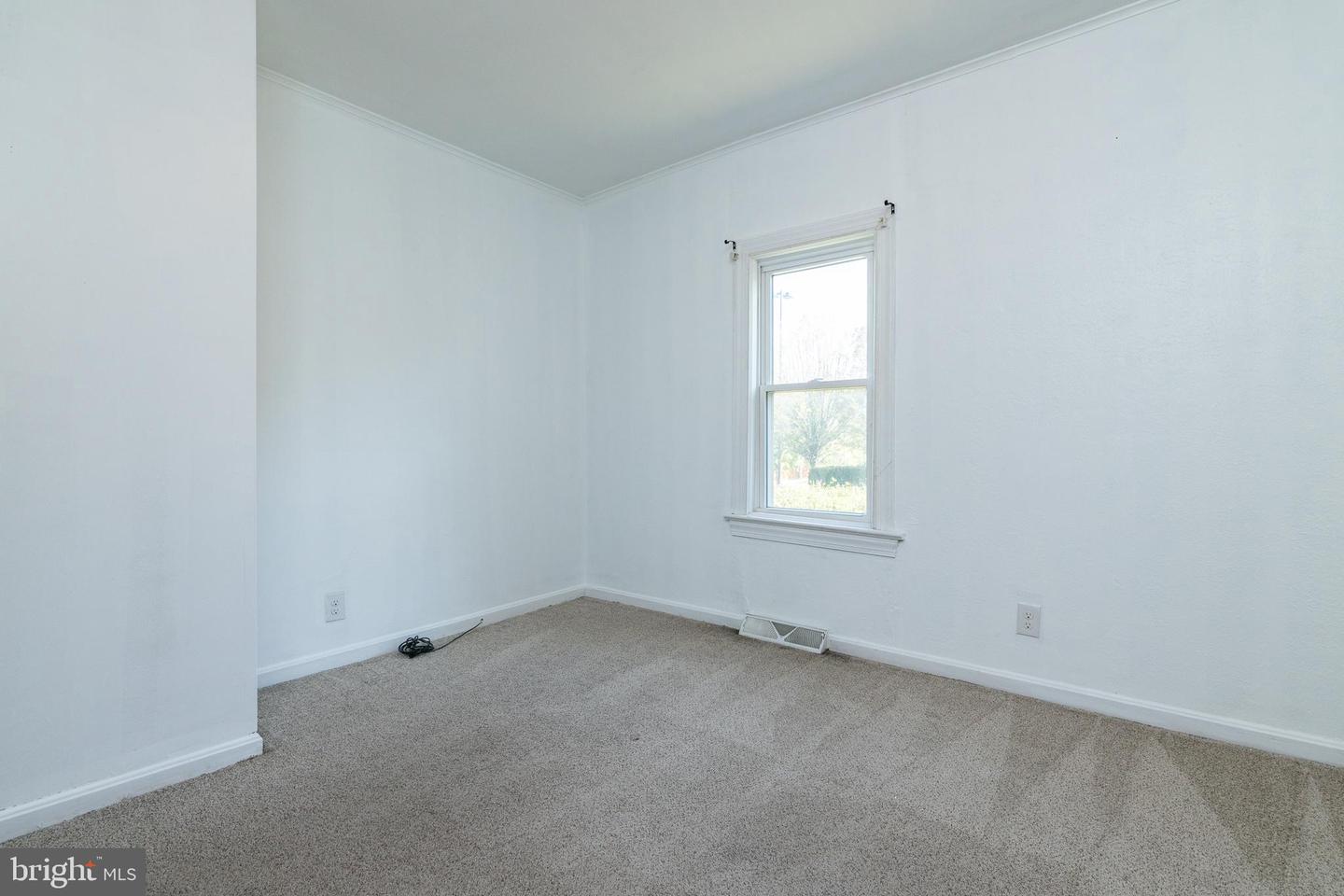1125 CONWAY ST, WINCHESTER, Virginia 22601, 2 Bedrooms Bedrooms, ,1 BathroomBathrooms,Residential,For sale,1125 CONWAY ST,VAWI2009200 MLS # VAWI2009200