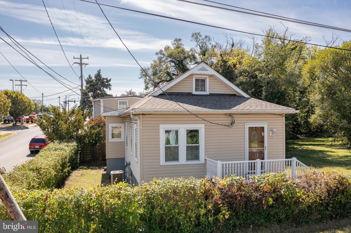 1125 CONWAY ST, WINCHESTER, Virginia 22601, 2 Bedrooms Bedrooms, ,1 BathroomBathrooms,Residential,For sale,1125 CONWAY ST,VAWI2009200 MLS # VAWI2009200