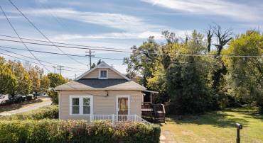 1125 CONWAY ST, WINCHESTER, Virginia 22601, 2 Bedrooms Bedrooms, ,1 BathroomBathrooms,Residential,For sale,1125 CONWAY ST,VAWI2009200 MLS # VAWI2009200