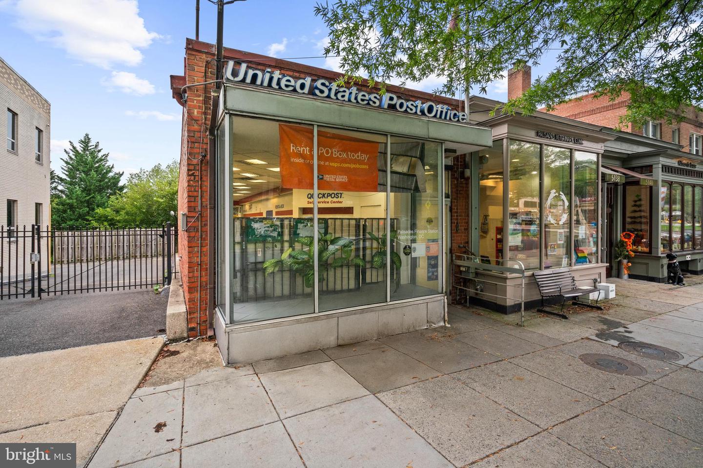 5112 MACARTHUR BLVD NW #2, WASHINGTON, District Of Columbia 20016, 1 Bedroom Bedrooms, ,1 BathroomBathrooms,Residential,For sale,5112 MACARTHUR BLVD NW #2,DCDC2225808 MLS # DCDC2225808