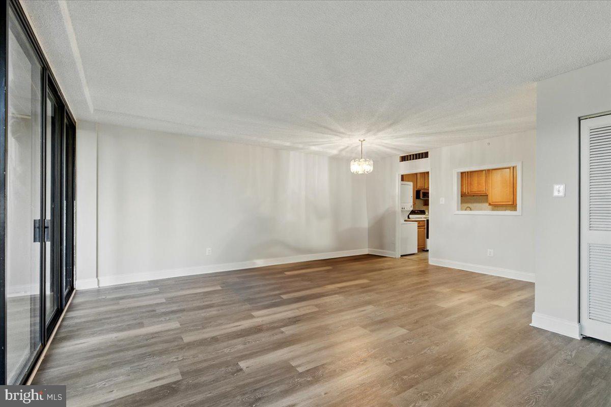 6301 STEVENSON AVE #412, ALEXANDRIA, Virginia 22304, 2 Bedrooms Bedrooms, ,2 BathroomsBathrooms,Residential,For sale,6301 STEVENSON AVE #412,VAAX2050598 MLS # VAAX2050598