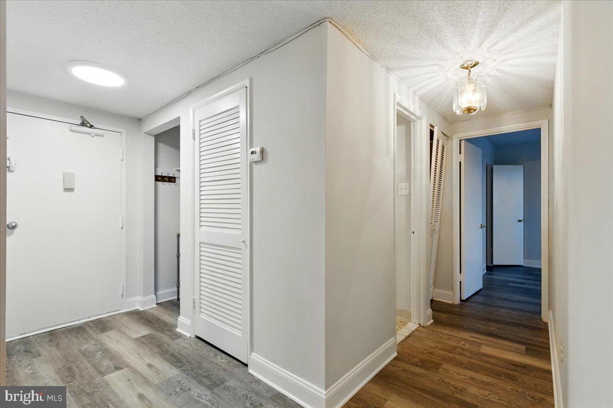 6301 STEVENSON AVE #412, ALEXANDRIA, Virginia 22304, 2 Bedrooms Bedrooms, ,2 BathroomsBathrooms,Residential,For sale,6301 STEVENSON AVE #412,VAAX2050598 MLS # VAAX2050598